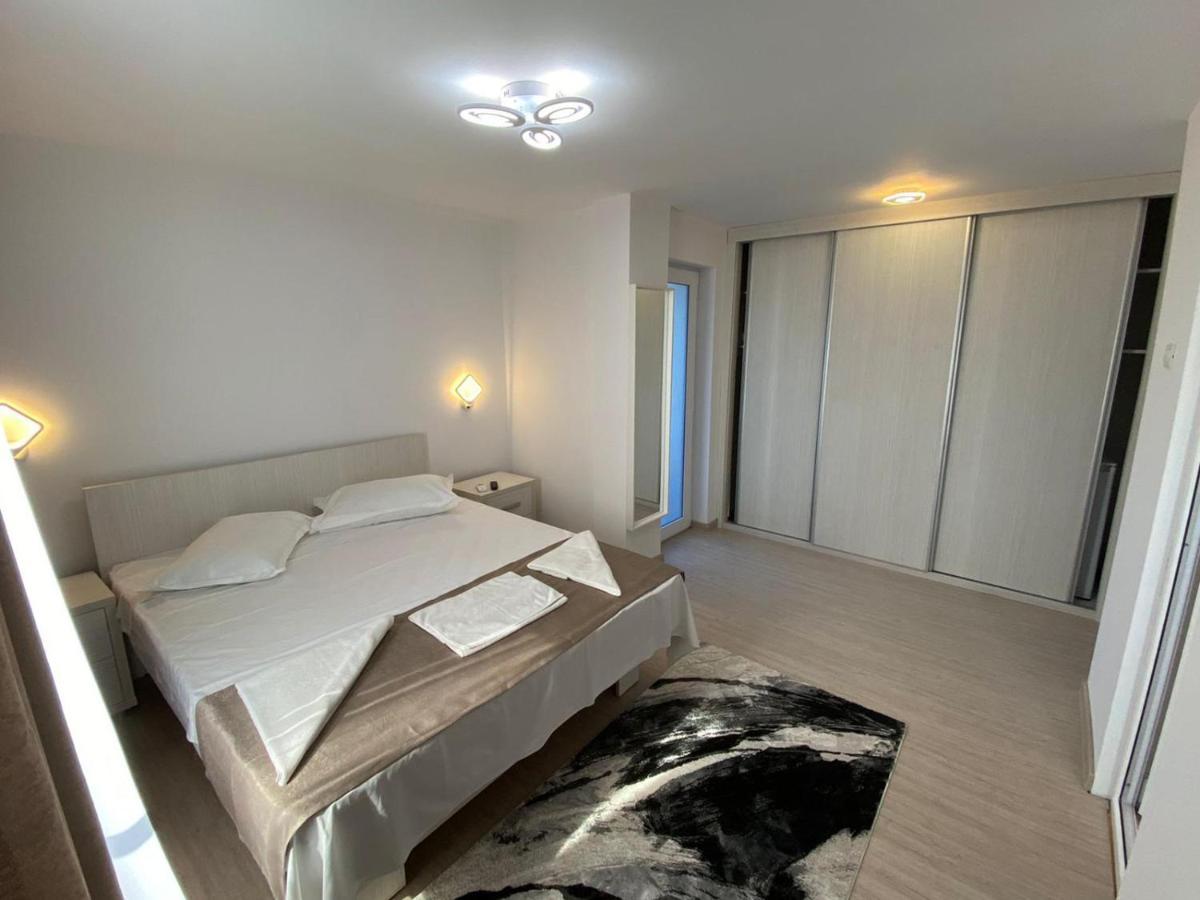 Suzana Garden Hotel Venus Bagian luar foto