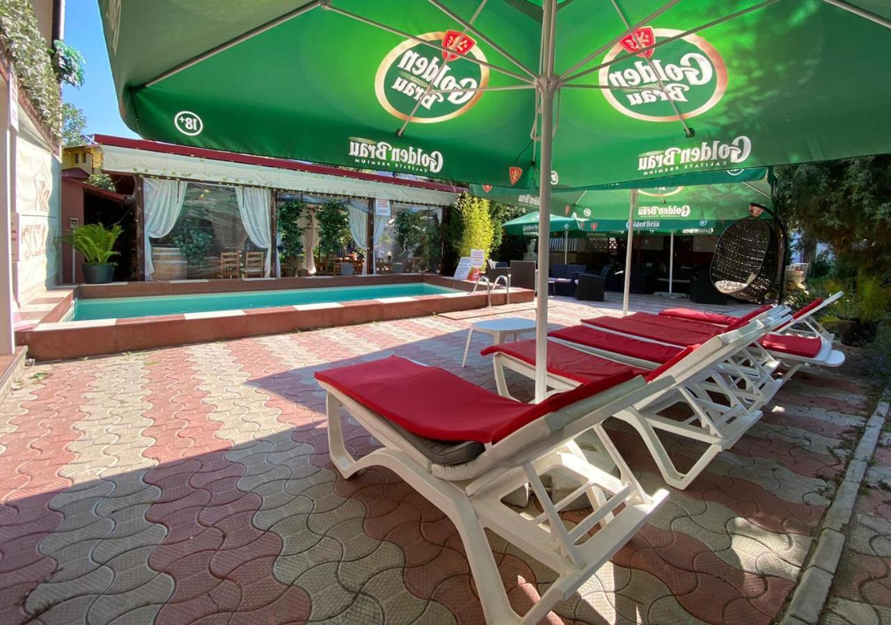 Suzana Garden Hotel Venus Bagian luar foto