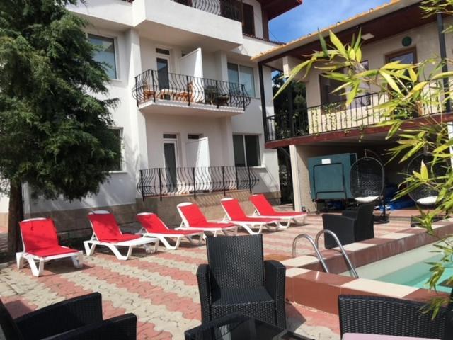 Suzana Garden Hotel Venus Bagian luar foto
